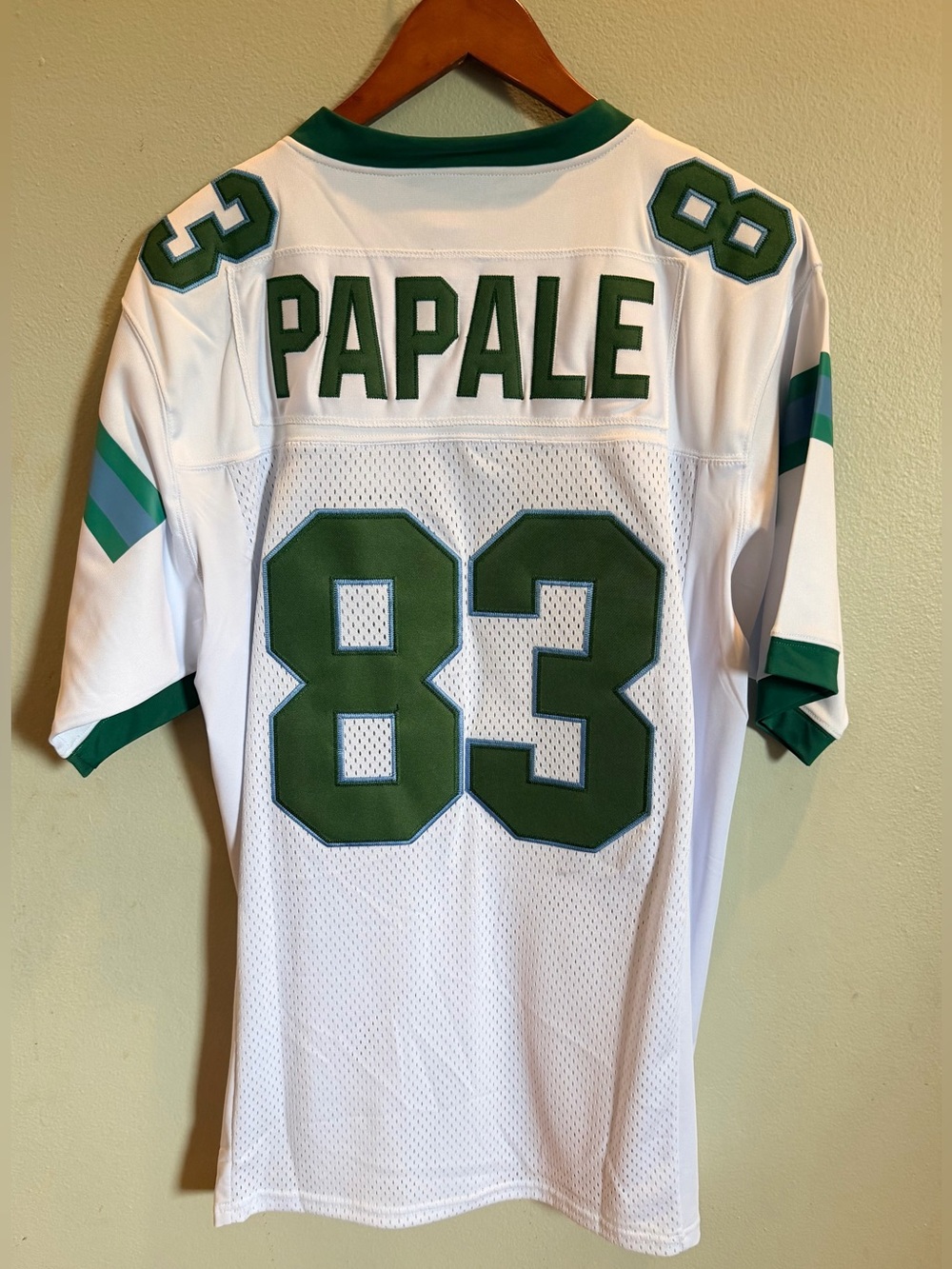 Philadelphia Eagles NFL Jersey Player “Vince Papale” NWT